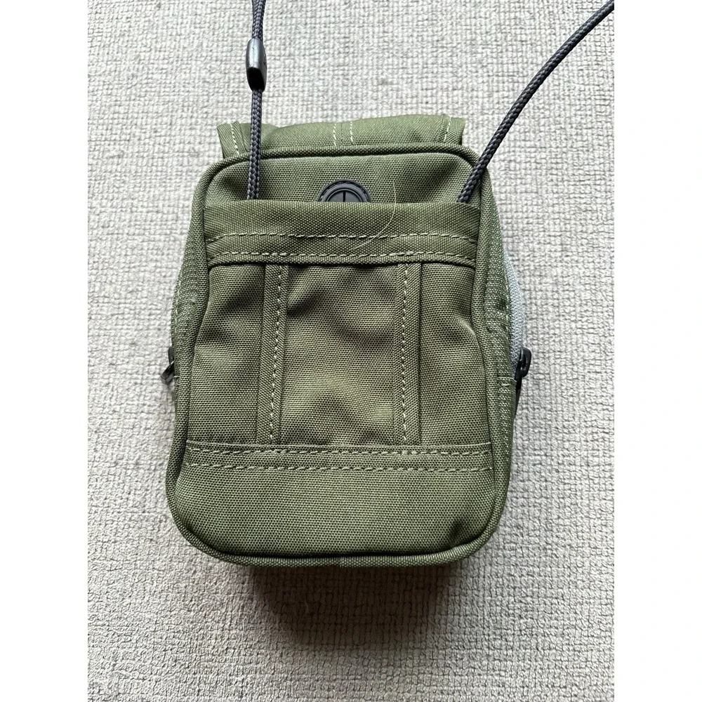 PACSAFE 50 Anti-Theft Digi Pouch Green Camera Bag Pockets Latch